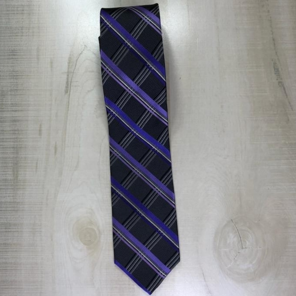 Pronto Uomo Platinum Tie 100% Silk - Picture 2 of 6